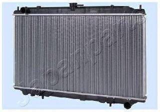 Радиатор, охлаждение двигателя 4SEASONS 120081