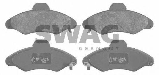 Комплект тормозных колодок, дисковый тормоз SWAG 50916039