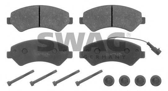 Комплект тормозных колодок, дисковый тормоз SWAG 62916840