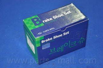 Комплект тормозных колодок PARTS-MALL PLA-027