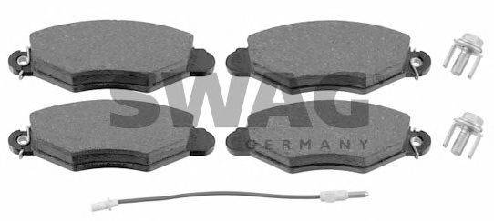 Комплект тормозных колодок, дисковый тормоз SWAG 21981