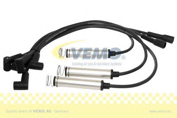 Комплект проводов зажигания VEMO V40700020