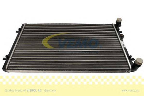 Радиатор, охлаждение двигателя VEMO V15605022