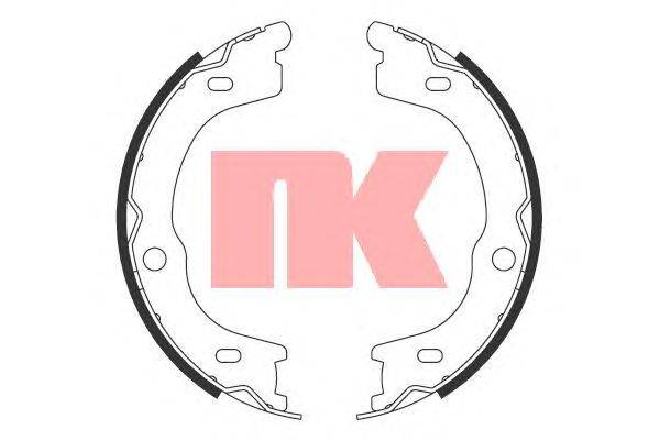 Комплект тормозных колодок, стояночная тормозная система NK 2735791