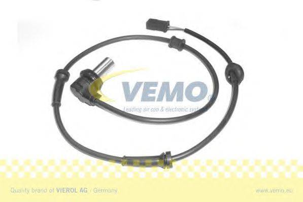 Датчик, частота вращения колеса VEMO V10-72-1062