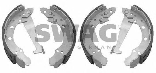 Комплект тормозных колодок SWAG 30907014