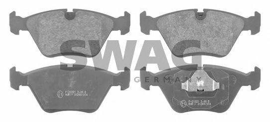 Комплект тормозных колодок, дисковый тормоз SWAG 0252121118